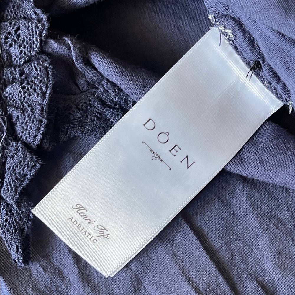 Doen Henri Top in Adriatic Navy Blue - Picture 8 of 9